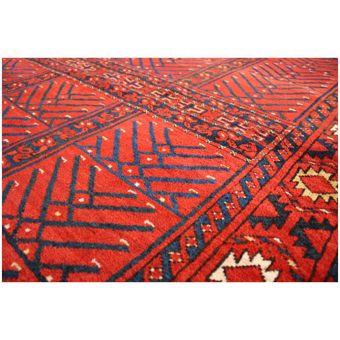 Turkmenischer Teppich Graz